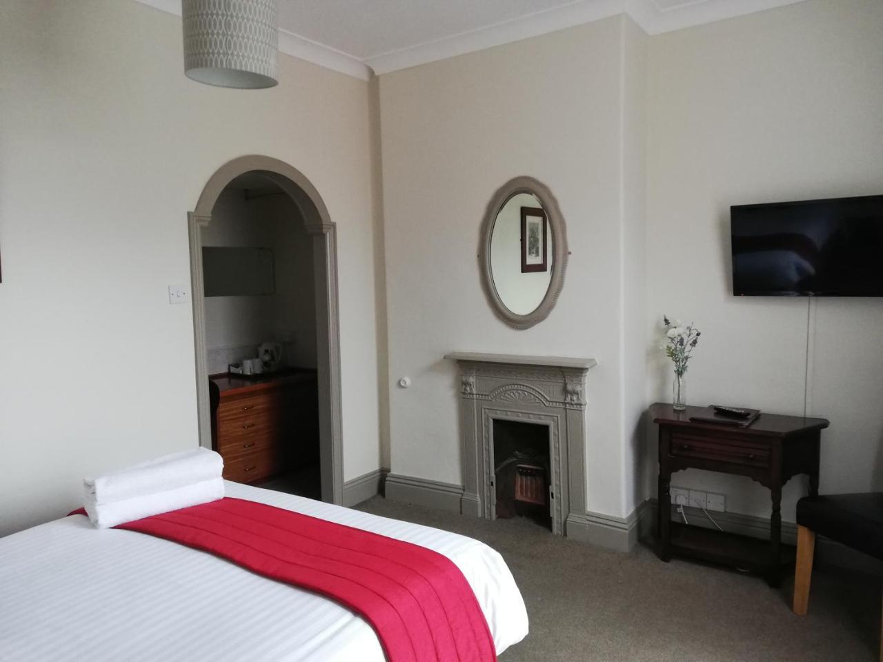 Bed and Breakfast The Claremont à Woodhall Spa Extérieur photo